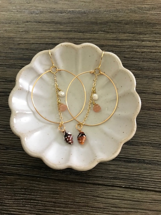 Handmade Jewelry - Seashell Hoop Earrings with Peach Moonstone & Freshwater Pearl